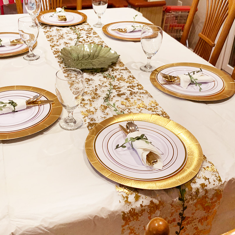 ผ้าปูโต๊ะลายตาข่ายเมทัลลิกประด - Table Runner Sequin บทวิจารณ์และราคา