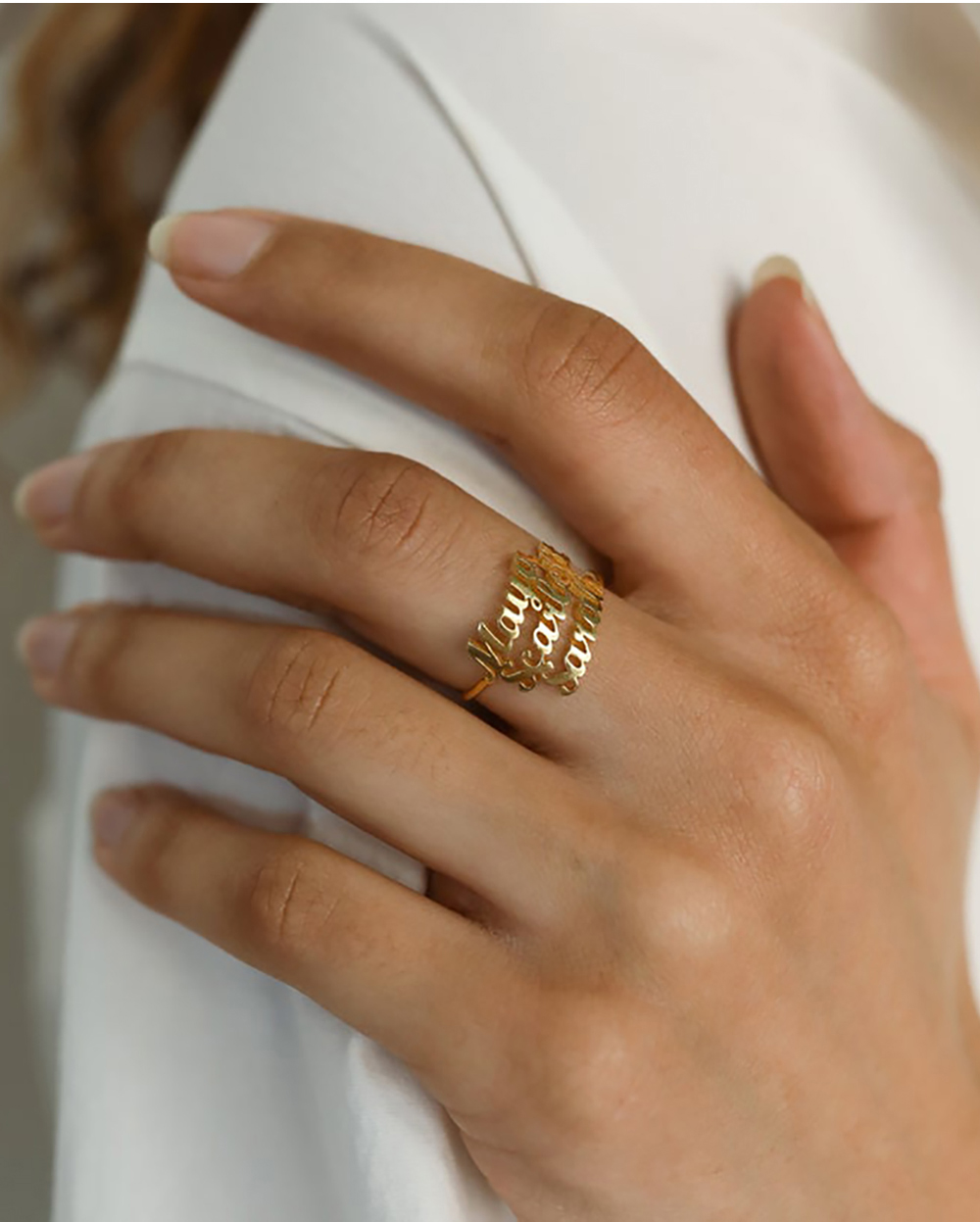 แหวนชื่อสั่งทำสำหรับผู้หญิงผู้ - Wedding Zone บทวิจารณ์และราคา